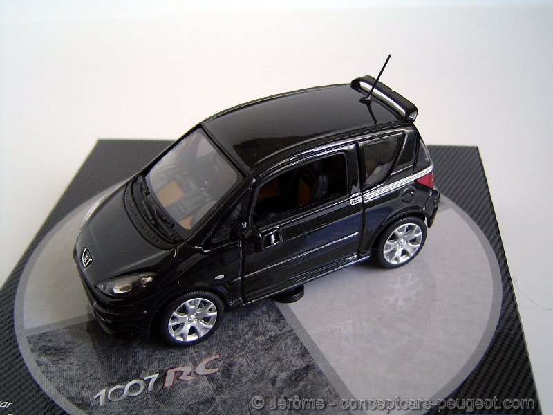 Peugeot 1007 RC - miniature