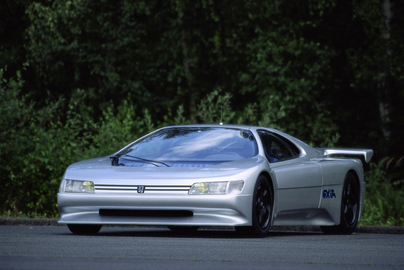http://www.conceptcars-peugeot.com/photos/82.jpg